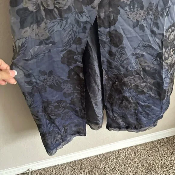 ENWT Elegant Black Floral Dress From Banana Republic - Picture 8 of 13